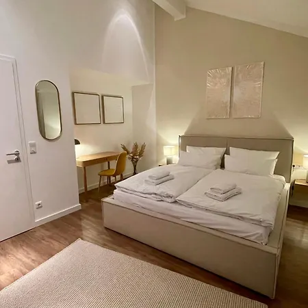 Penthouse With Kitchen, Roofgarden And Parking