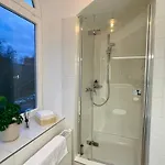 Penthouse With Kitchen, Roofgarden And Parking