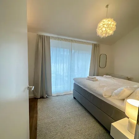 Apartment Penthouse With Kitchen, Roofgarden And Parking *