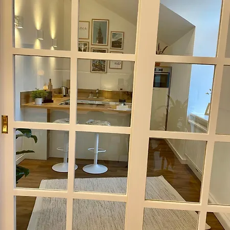 Penthouse With Kitchen, Roofgarden And Parking Διαμέρισμα Μόναχο
