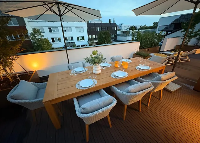 Penthouse With Kitchen, Roofgarden And Parking * Мюнхен