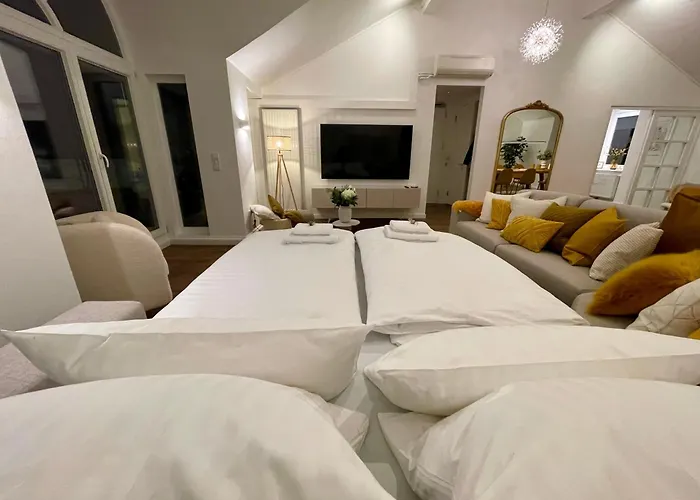 Apartment Penthouse With Kitchen, Roofgarden And Parking