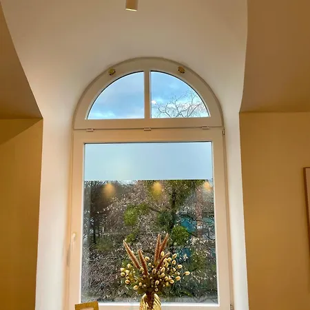 Penthouse With Kitchen, Roofgarden And Parking