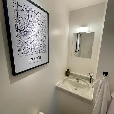 Penthouse With Kitchen, Roofgarden And Parking Appartamento *