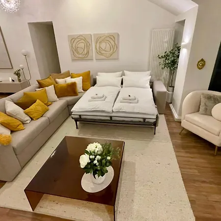 Penthouse With Kitchen, Roofgarden And Parking